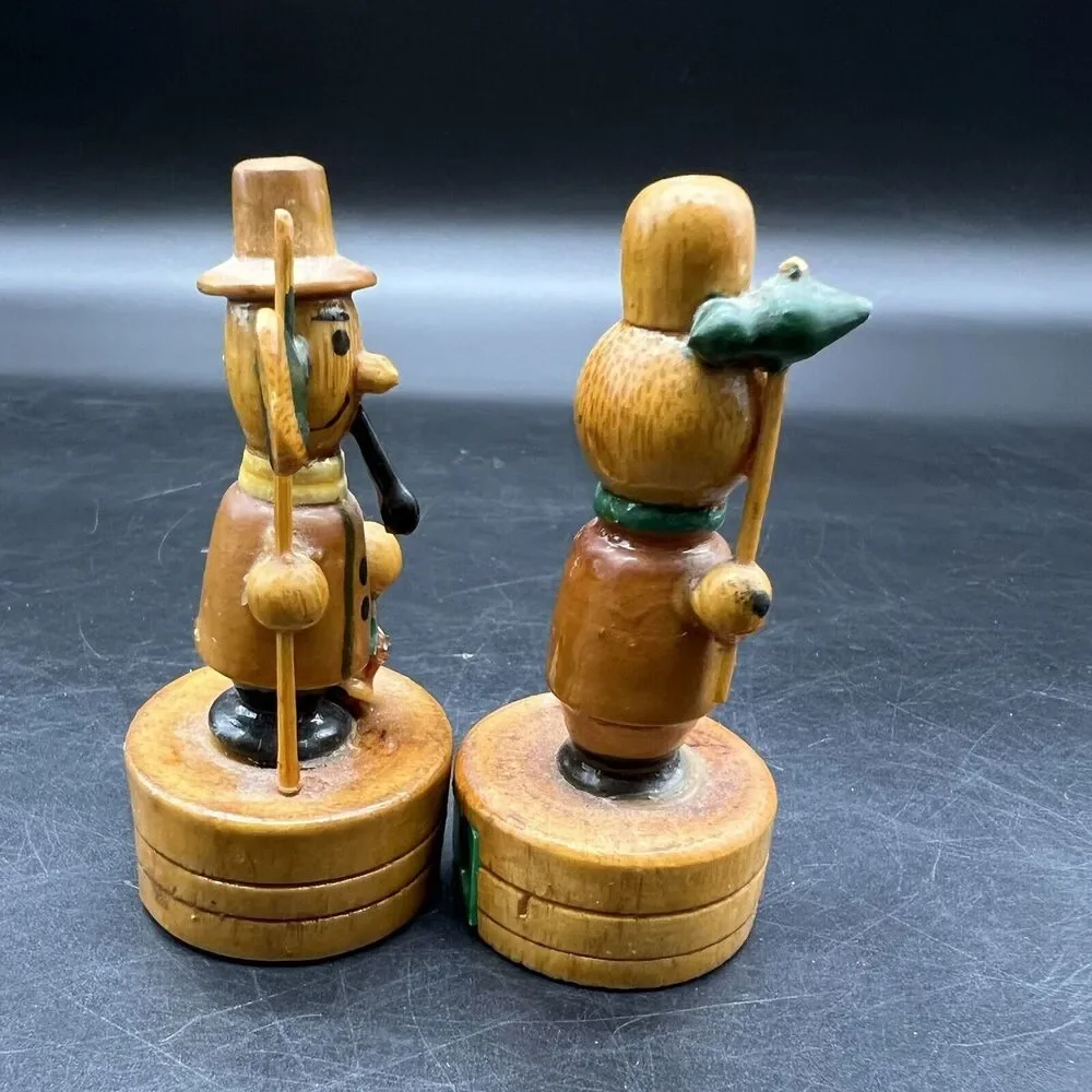 Vtg 2 Wood Handpainted Pencil Sharpeners Pipe Tophat Hiking Staff Midievel Tool